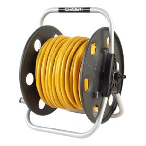 Laisvai pastatoma metalinė Claber žarnos ritė su mikro kiaurymės žarna